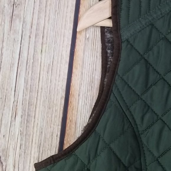 Soft WEATHERPROOF Quilted Green Faux Fur Sleeveless Vest (#1,361) - Picture 10 of 12